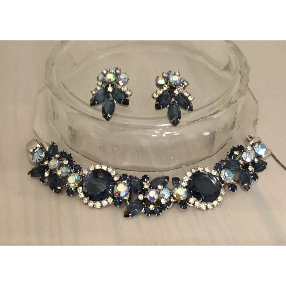 Vintage Juliana D&E Sapphire/aurora borealis Rhinestone Bracelet/Earring Set 50s - Picture 4 of 5